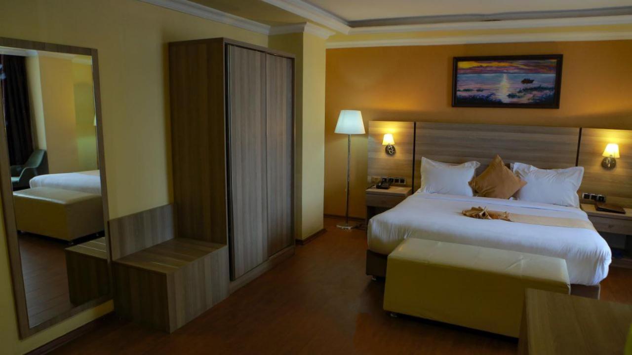 Holiday Hotel Аддис-Абеба Экстерьер фото